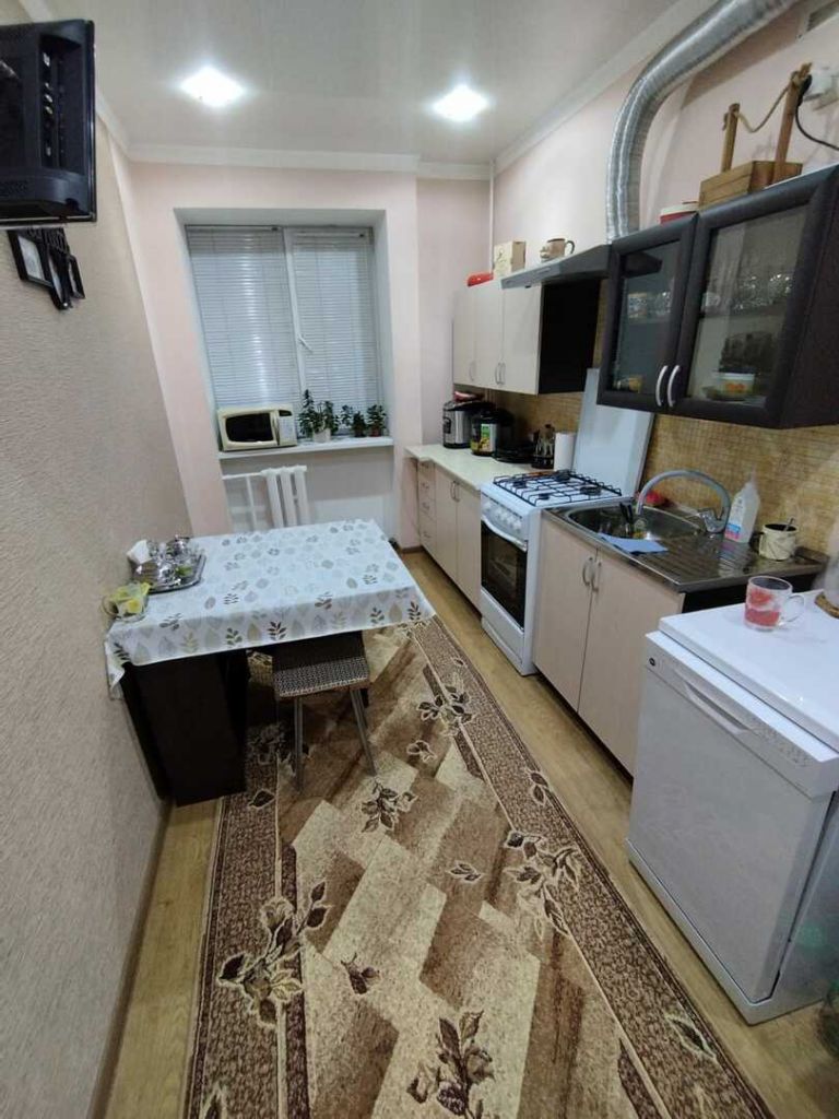 Продажа 2-комнатной квартиры, Ессентуки, Ермолова ул,  143