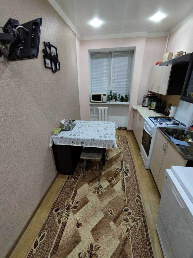 Продажа 2-комнатной квартиры, Ессентуки, Ермолова ул,  143