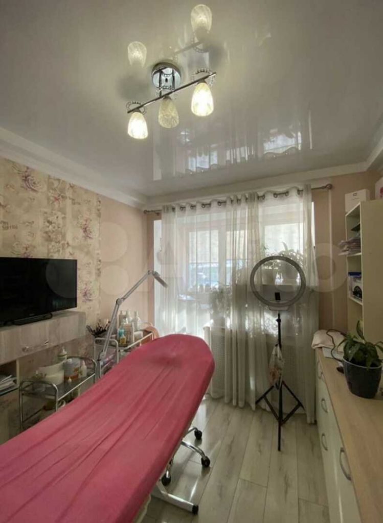 Продажа 2-комнатной квартиры, Ессентуки, Кисловодская ул,  40А