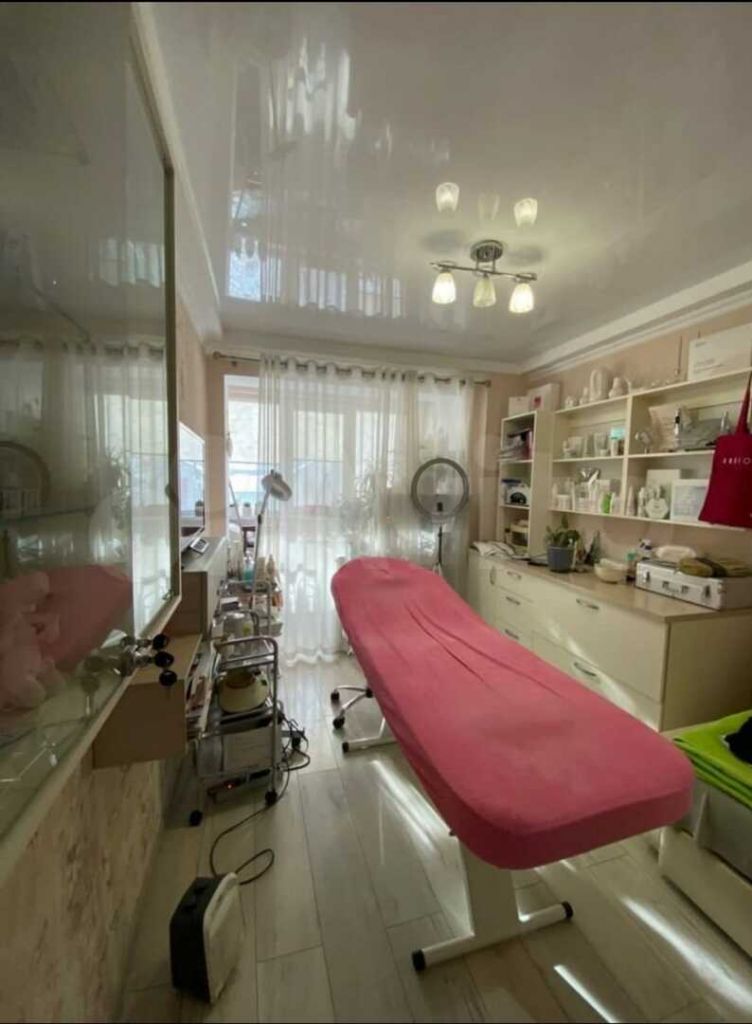 Продажа 2-комнатной квартиры, Ессентуки, Кисловодская ул,  40А