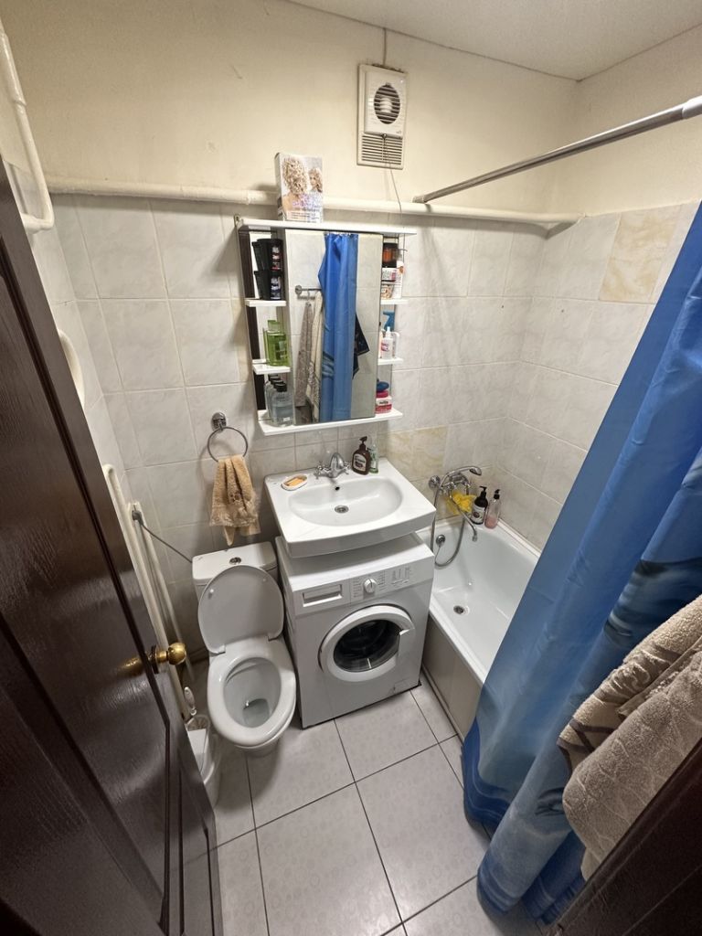 Продажа 2-комнатной квартиры, Ессентуки, Октябрьская ул,  445 ПОДЪЕЗД 2