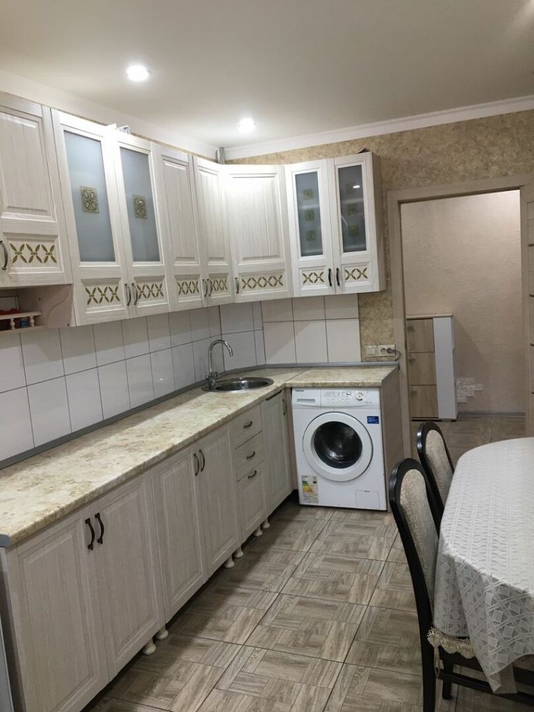 Продажа 2-комнатной квартиры, Ессентуки, Средняя ул,  7