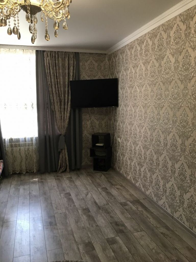 Продажа 2-комнатной квартиры, Ессентуки, Средняя ул,  7