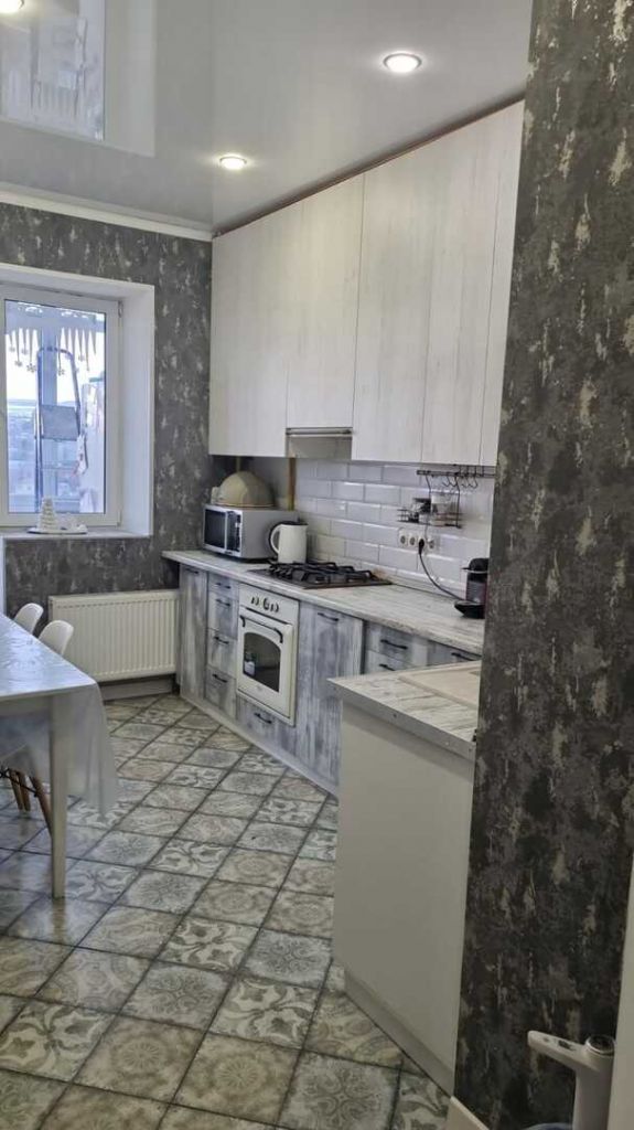 Продажа 2-комнатной квартиры, Ессентуки, Кольцевая ул,  117