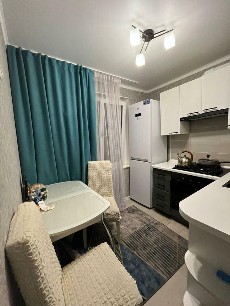 Продажа 2-комнатной квартиры, Ессентуки, Октябрьская ул,  426