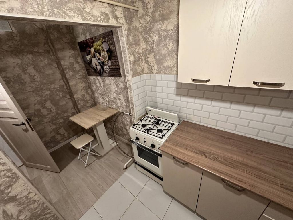 Продажа 2-комнатной квартиры, Ессентуки, Фридриха Энгельса ул,  40