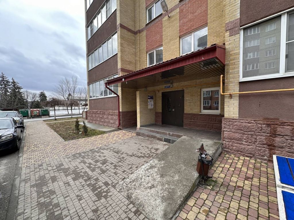 Продажа 3-комнатной квартиры, Ессентуки, Пятигорская ул,  121к1