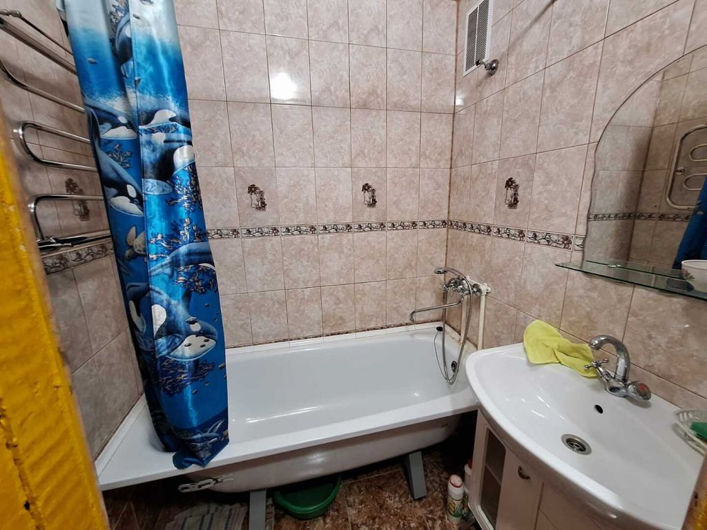 Продажа 3-комнатной квартиры, Пятигорск, Ессентукская ул,  72