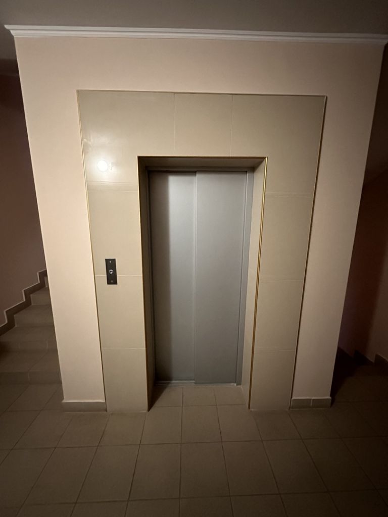 Продажа 1-комнатной квартиры, Ставропольский, Мира ул,  102Ак3