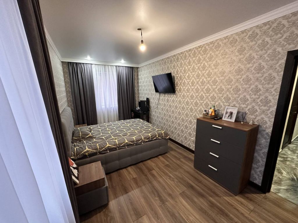 Продажа 1-комнатной квартиры, Ставропольский, Мира ул,  102Ак3