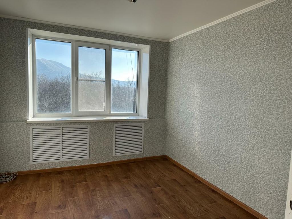 Продажа 1-комнатной квартиры, Минеральные Воды, Железноводская ул,  24к2