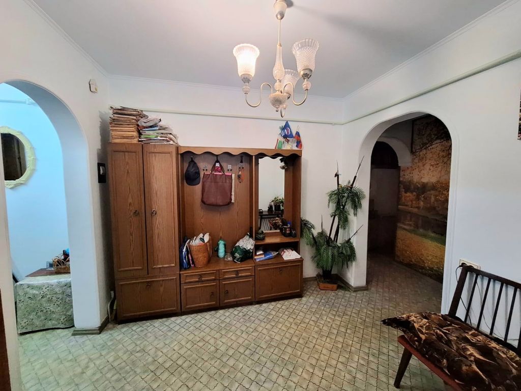 Продажа 4-комнатной квартиры, Пятигорск, Панагюриште ул,  18