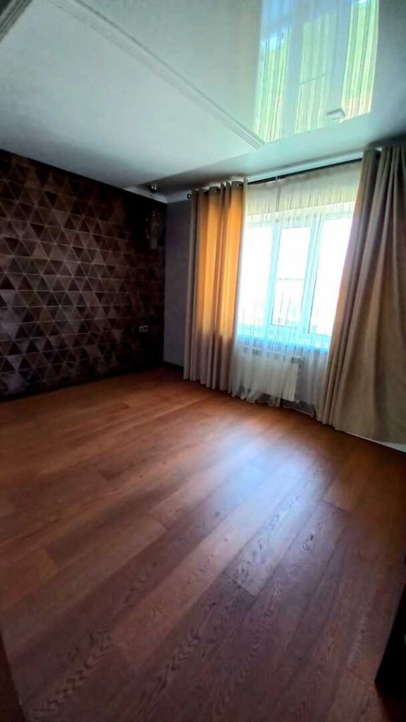 Продажа 3-комнатной квартиры, Пятигорск, Первомайская ул,  92к4