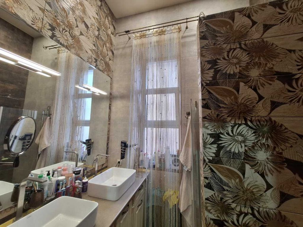 Продажа 3-комнатной квартиры, Пятигорск, Козлова ул,  22