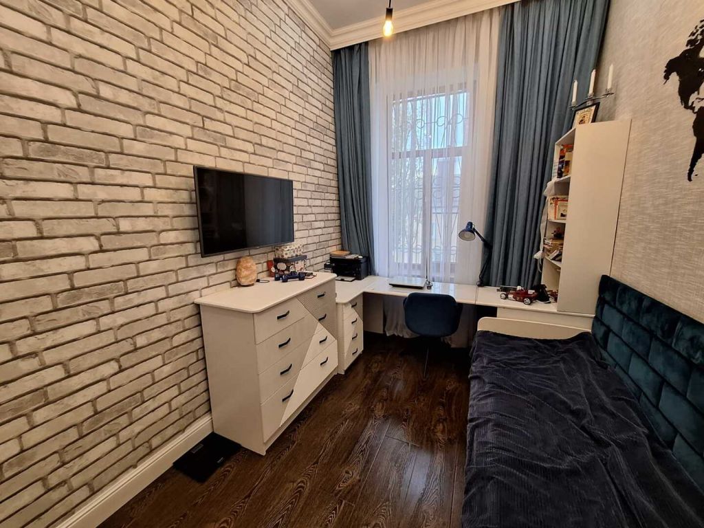 Продажа 3-комнатной квартиры, Пятигорск, Козлова ул,  22