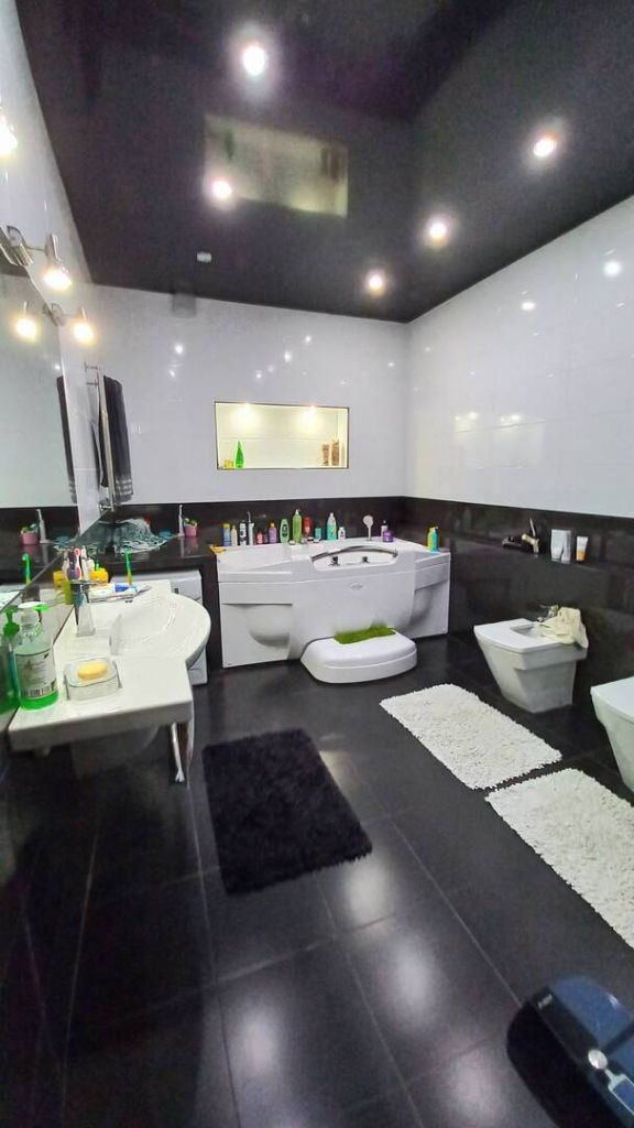 Продажа 2-комнатной квартиры, Пятигорск, Оранжерейная ул,  22/2