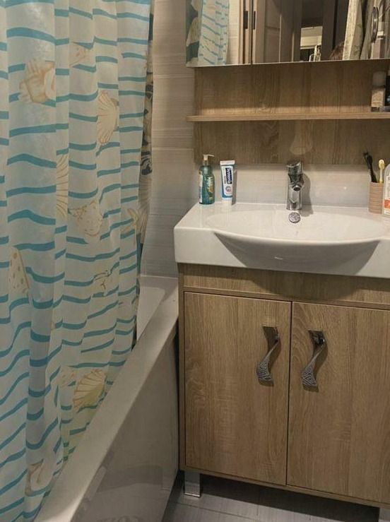 Продажа 3-комнатной квартиры, Пятигорск, Адмиральского ул,  33