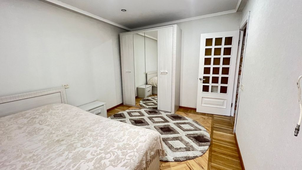 Продажа 4-комнатной квартиры, Пятигорск, Мира ул,  39