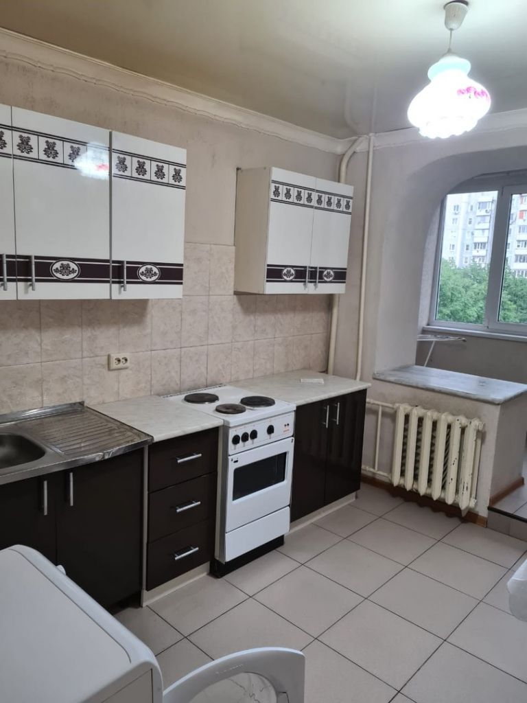 Продажа 2-комнатной квартиры, Пятигорск, Адмиральского ул,  8