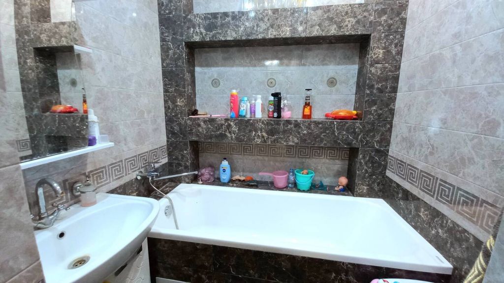 Продажа 2-комнатной квартиры, Минеральные Воды, Новоселов ул,  3