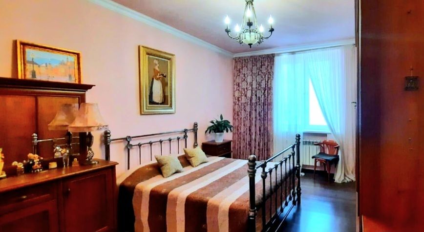 Продажа 2-комнатной квартиры, Пятигорск, Коста Хетагурова ул,  105