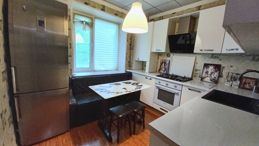 Продажа 1-комнатной квартиры, Минеральные Воды, Анджиевского ул,  140