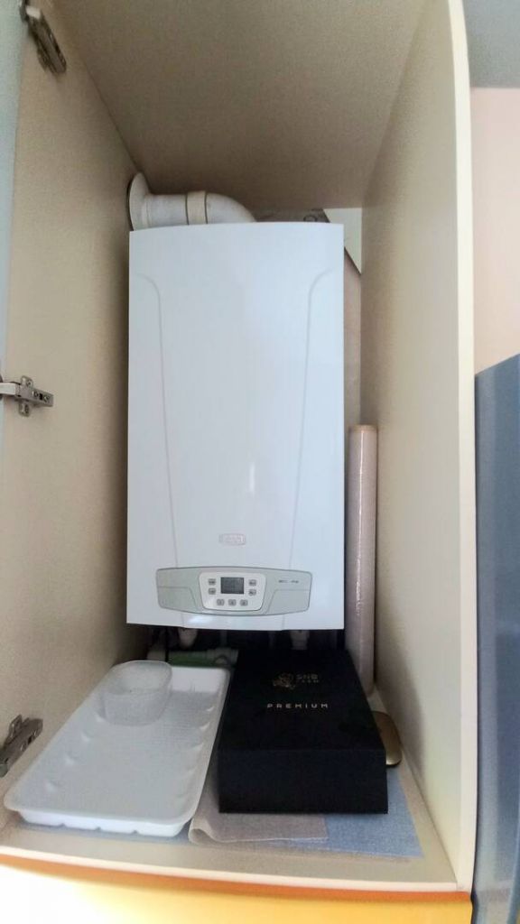 Продажа 3-комнатной квартиры, Минеральные Воды, Анджиевского ул,  136