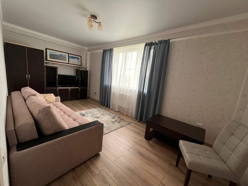 Продажа 1-комнатной квартиры, Ессентуки,  Кленовая роща ул,  14