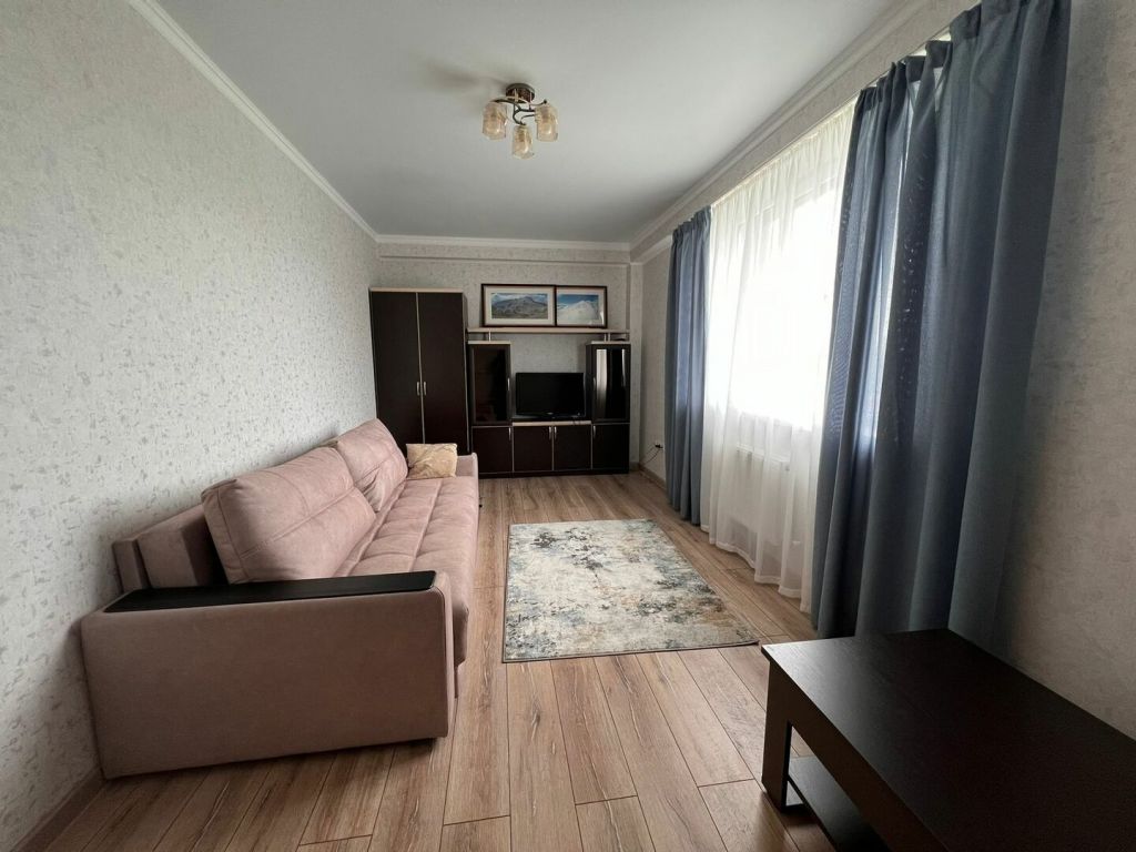 Продажа 1-комнатной квартиры, Ессентуки,  Кленовая роща ул,  14