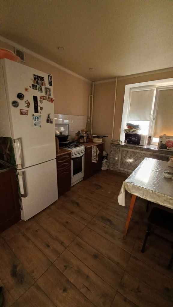 Продажа 3-комнатной квартиры, Минеральные Воды, Почтовая ул,  24