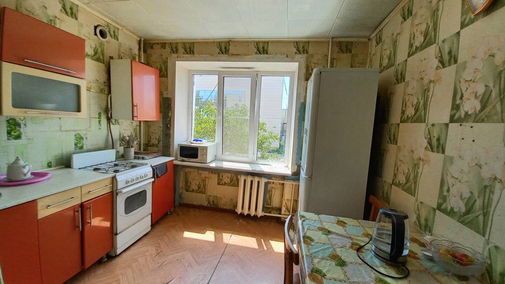 Продажа 3-комнатной квартиры, Минеральные Воды, Дружбы ул,  32