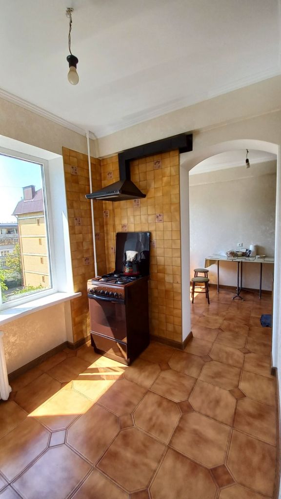 Продажа 3-комнатной квартиры, Пятигорск, Аллея Строителей ул,  8