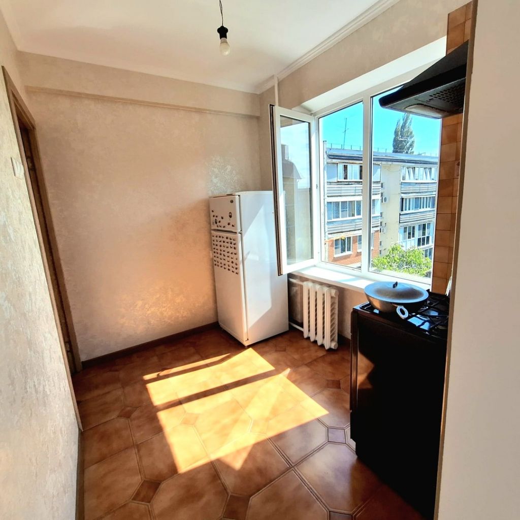 Продажа 3-комнатной квартиры, Пятигорск, Аллея Строителей ул,  8