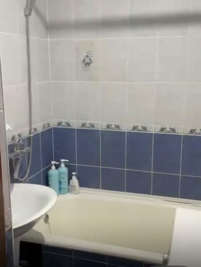 Продажа 3-комнатной квартиры, Минеральные Воды, Бештаугорская ул,  1