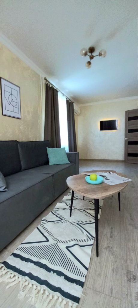 Продажа 2-комнатной квартиры, Пятигорск, Калинина ул,  2к6