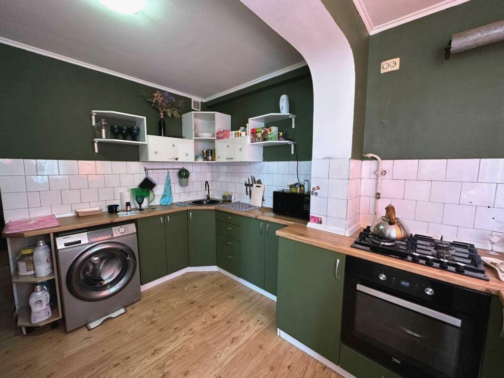 Продажа 3-комнатной квартиры, Пятигорск, Калинина ул,  2к2