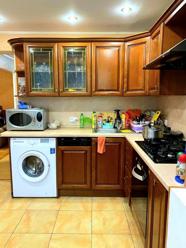 Продажа 4-комнатной квартиры, Пятигорск, Бутырина ул,  1