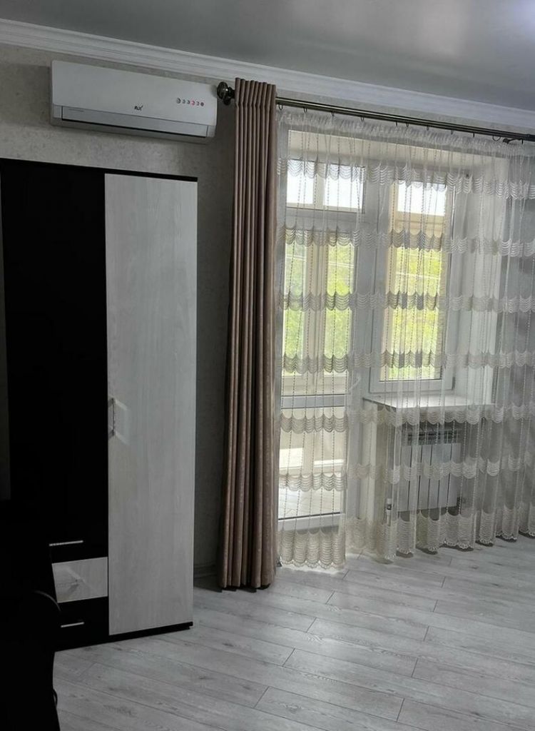 Продажа 2-комнатной квартиры, Минеральные Воды, Железноводская ул,  72