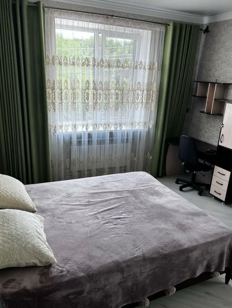 Продажа 2-комнатной квартиры, Минеральные Воды, Железноводская ул,  72