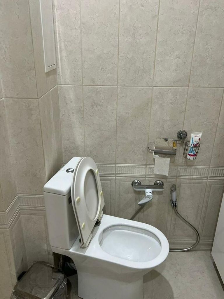 Продажа 2-комнатной квартиры, Минеральные Воды, Железноводская ул,  72