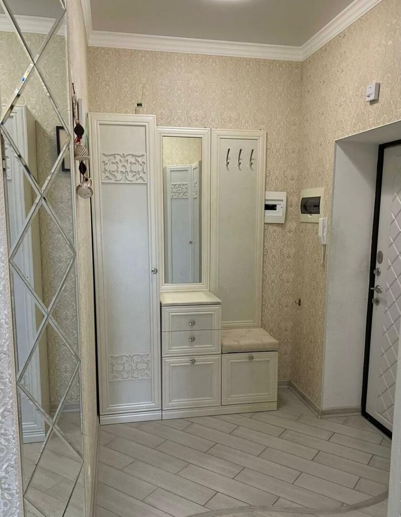 Продажа 2-комнатной квартиры, Минеральные Воды, Железноводская ул,  72