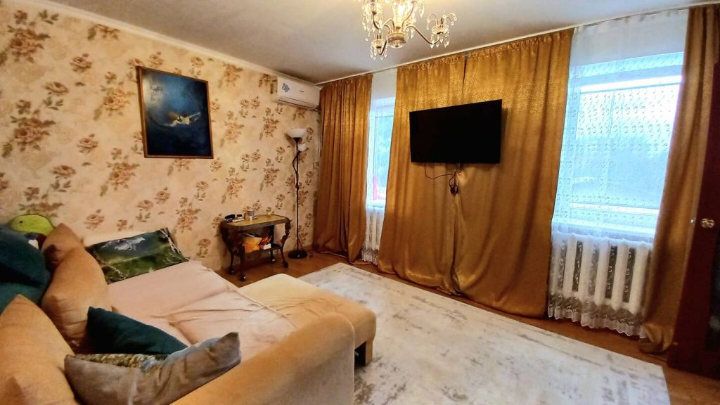 Продажа 4-комнатной квартиры, Пятигорск, Пастухова ул,  18