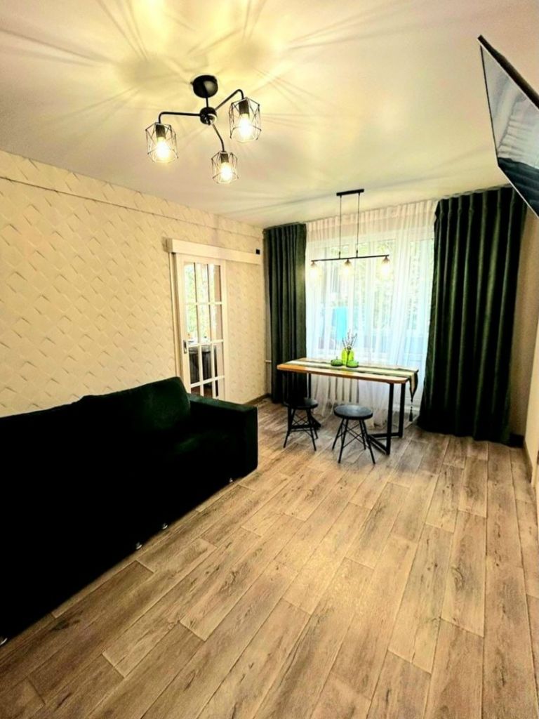 Продажа 2-комнатной квартиры, Пятигорск, Московская ул,  60