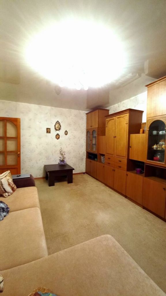 Продажа 3-комнатной квартиры, Минеральные Воды, М.Горького ул,  14