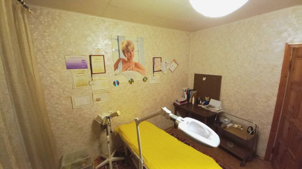 Продажа 3-комнатной квартиры, Минеральные Воды, М.Горького ул,  14