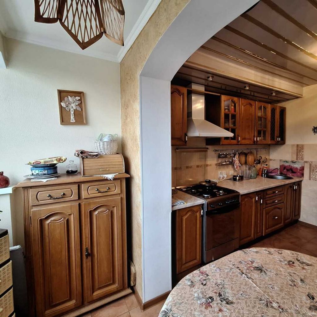 Продажа 3-комнатной квартиры, Пятигорск, Ессентукская ул,  64