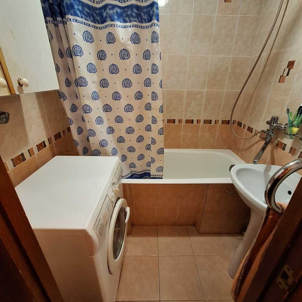 Продажа 3-комнатной квартиры, Пятигорск, Ессентукская ул,  64