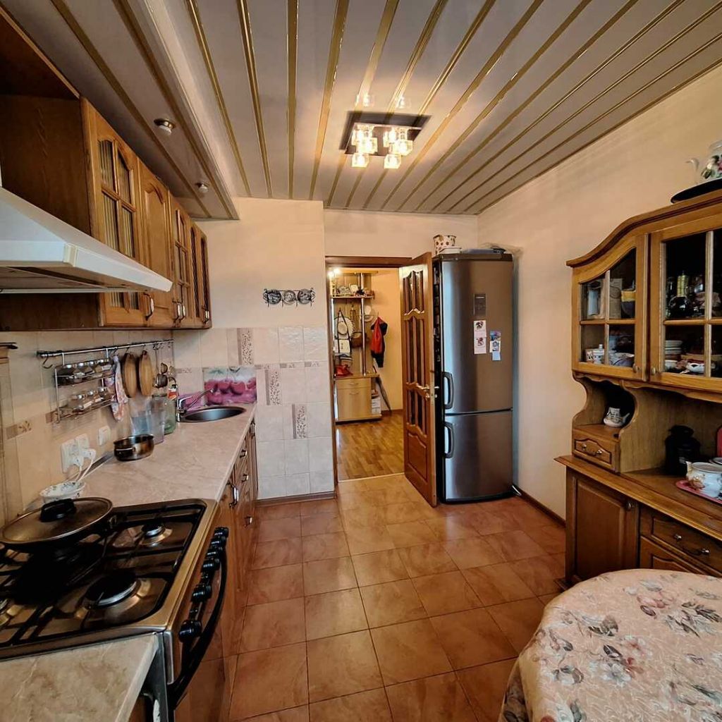 Продажа 3-комнатной квартиры, Пятигорск, Ессентукская ул,  64