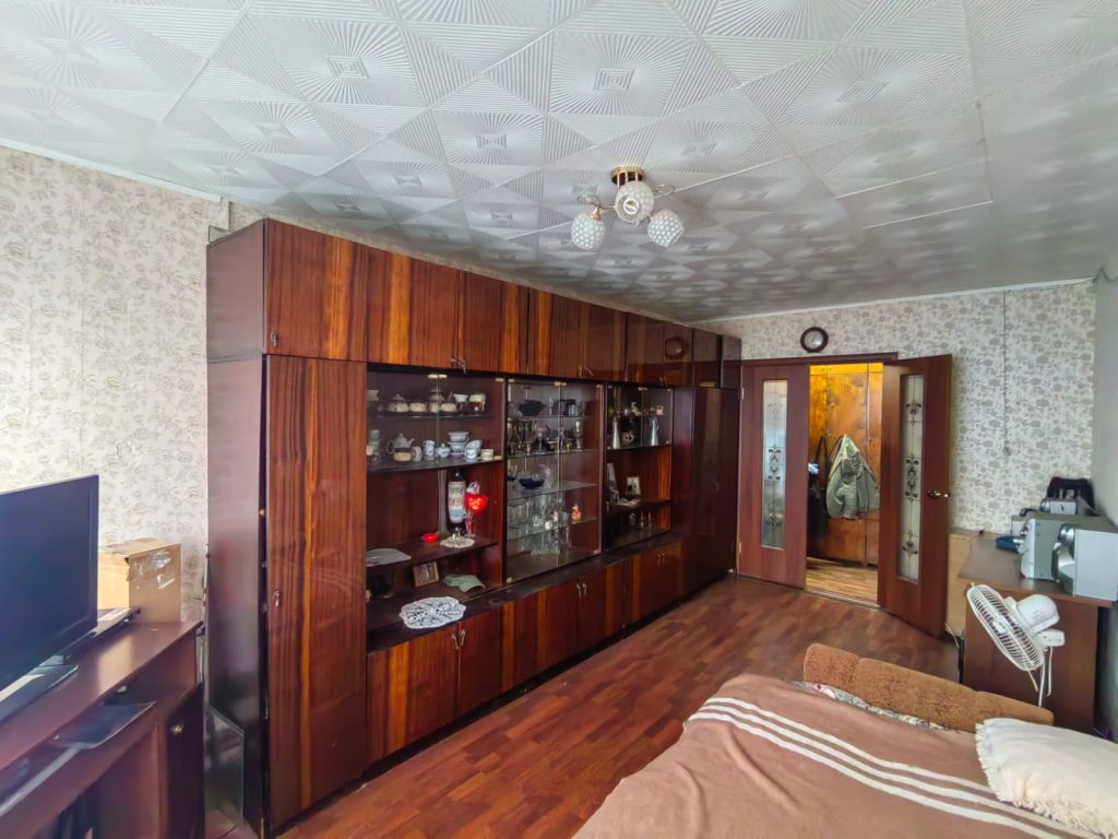 Продажа 3-комнатной квартиры, Кострома, Задорина ул,  8