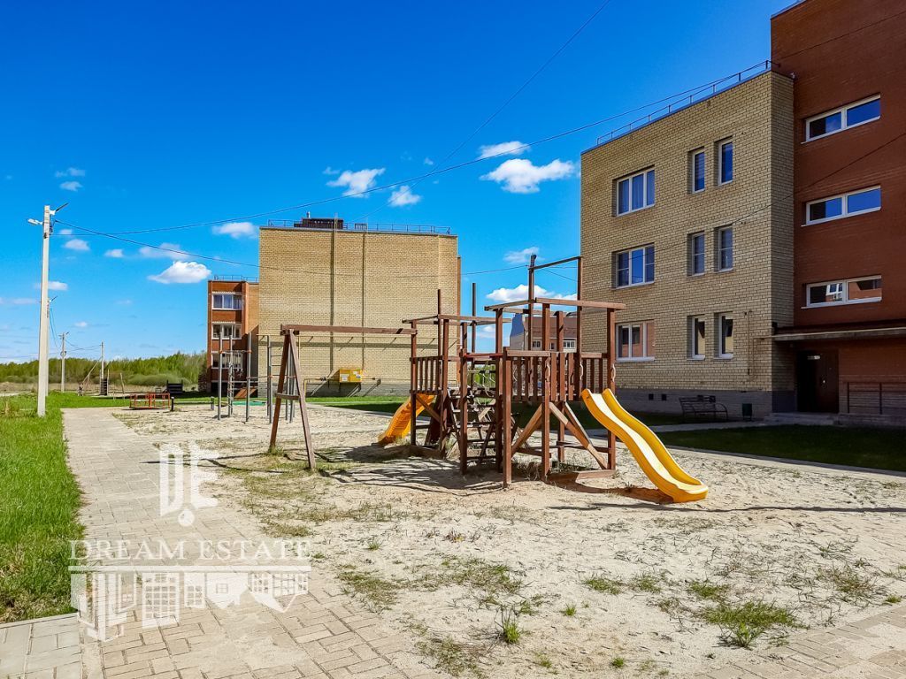 Продажа 2-комнатной квартиры, Ермолово, Славянская ,  7